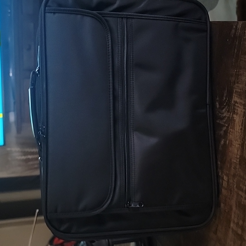 HP Pavillion laptop/briefcase brand new in box